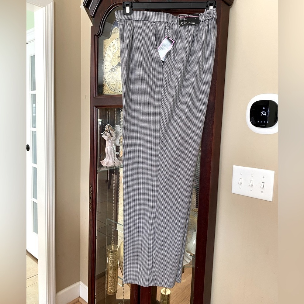 Kim Rogers Woman's Black & White Hounds Print Elastic Waist Pants Size 20W - Picture 11 of 14